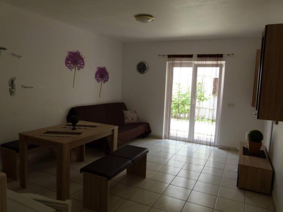 Apartmani Ivanic Vir Esterno foto