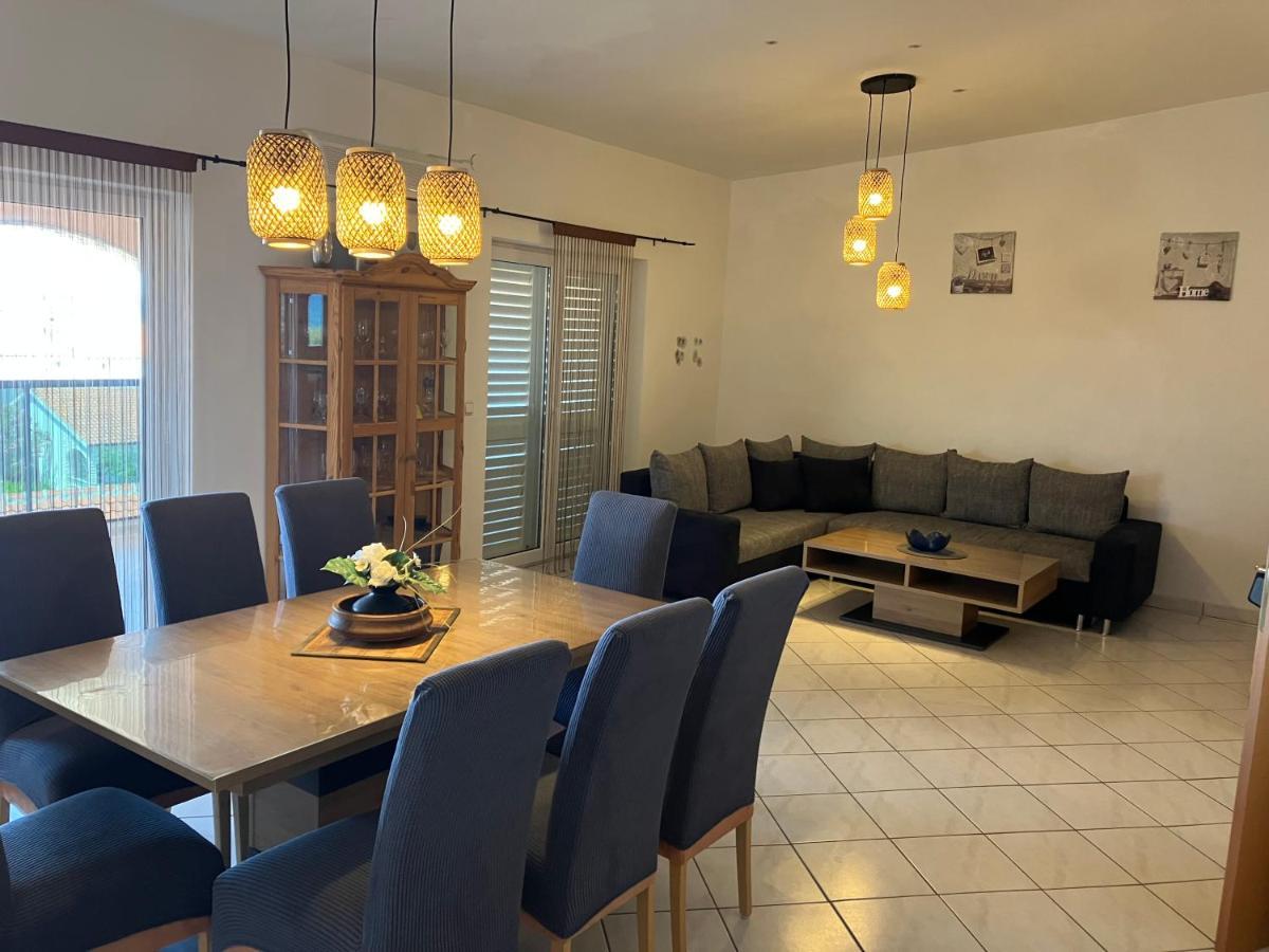 Apartmani Ivanic Vir Esterno foto